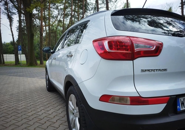 Kia Sportage cena 48500 przebieg: 174114, rok produkcji 2013 z Lubniewice małe 154
